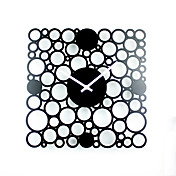 Bubble Pattern Mute Sweep Wall Clock