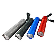 Retro-Stil 1-LED-Taschenlampe (zufällige Farben)