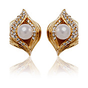 Elegante lega Pearl Orecchini irregolari con cristallo