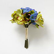 Beau Bouquet rond de mariée en satin Forme