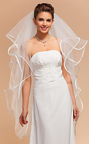 4 Layers Fingertip Wedding Veils With Ribbon Edge