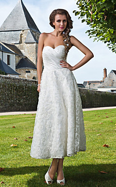 Sheath/Column Sweetheart Ankle-length Taffeta Lace Wedding Dress