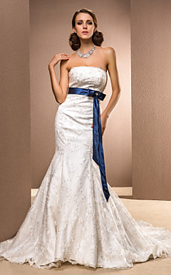 Trumpet/Mermaid Strapless Chapel Train Satin Wedding Dress with A Belt