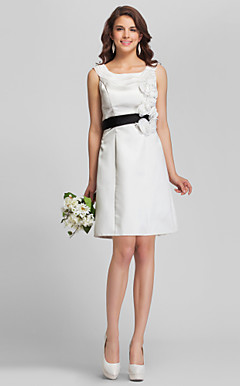 A-line Scoop Knee-length Satin Bridesmaid Dress