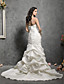  Trumpet/Mermaid Sweetheart Court Train Satin Wedding Dress