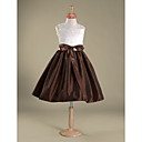 A-line Jewel Knee-length Taffeta Lace Junior Bridesmaid Dress
