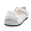 Patent Leather Upper Flat Heel Closed Toe With White Flower Wedding Flower Girl Shoes